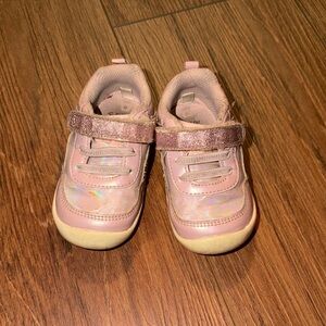 Girls Stride Rite sneakers